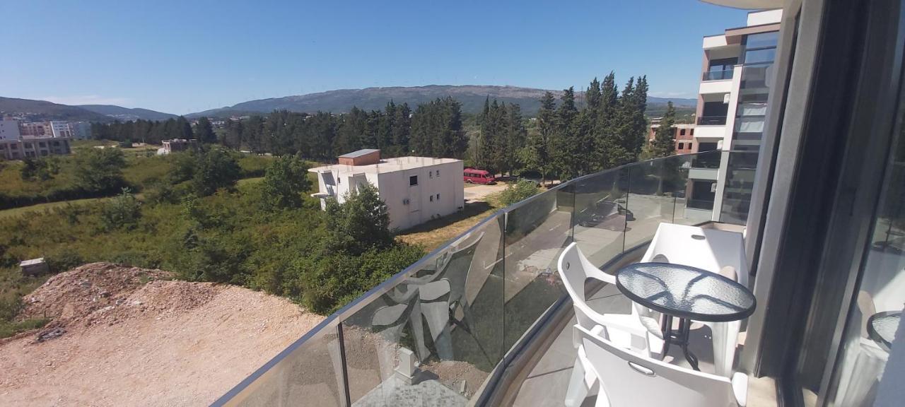 Apartament Mehmeti Улцин Екстериор снимка