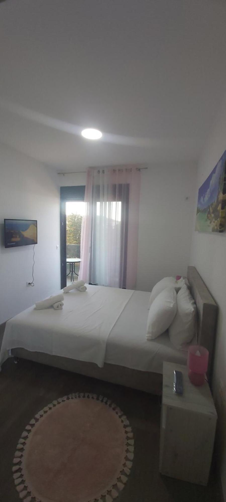 Apartament Mehmeti Улцин Екстериор снимка